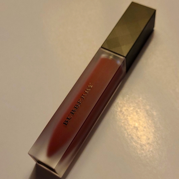 Burberry Velvet Lip Cream - Picture 3 of 7
